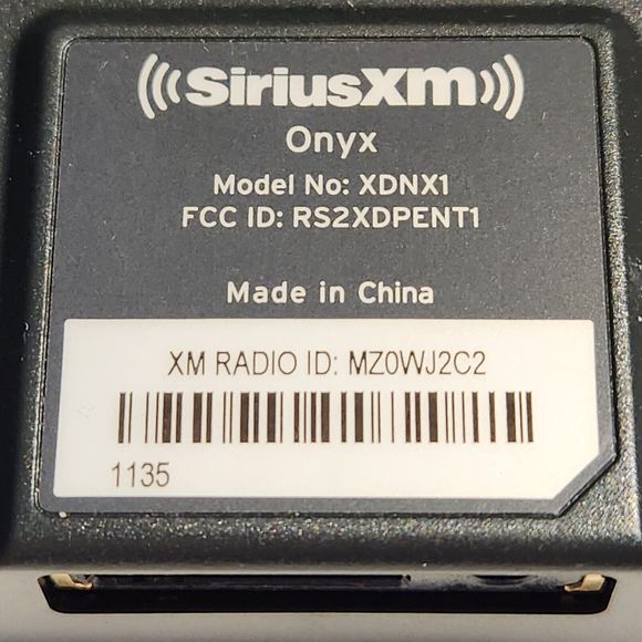 Sirius XM  OnyX Dock & Play Radio + Vehicle Kit - Satellite Radio - XDNX1V1 - Picture 4 of 16
